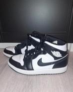 Nike Air Jordan schoenen maat 40, Ophalen of Verzenden, Zo goed als nieuw, Sneakers of Gympen