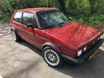 Volkswagen Golf mk1 GTD 1.9TD 1983 Rood, Auto's, Volkswagen, Voorwielaandrijving, Stof, Zwart, 4 cilinders