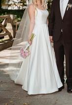 Wedding dress/ trouwjurk, Ophalen, Zo goed als nieuw, Wit, Trouwjurk