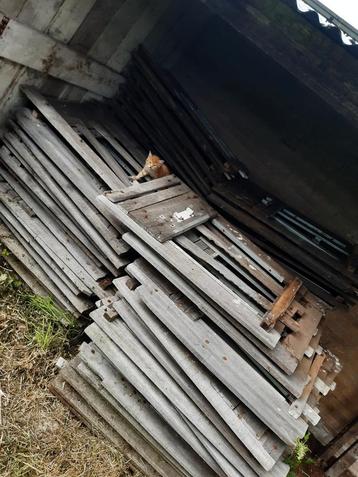 Front voerhekjes kist kavlverhokjes  beschikbaar voor biedingen