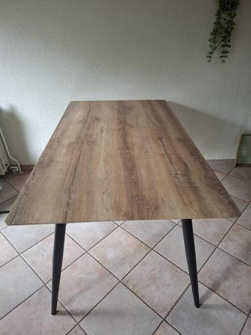 Tafel 160x90 cm beschikbaar voor biedingen