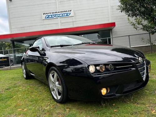 Alfa Romeo Spider 2.2JTS EXCLUSIVE 185PK/LEER/XENON/NAVI/, Auto's, Alfa Romeo, Bedrijf, Te koop, Spider, ABS, Airbags, Airconditioning