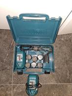 Makita accuboormachine en klein stofzuigers, Doe-het-zelf en Verbouw, Gereedschap | Boormachines, Ophalen of Verzenden, Gebruikt