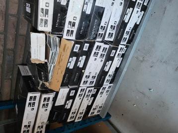 Premium vloer/wandstrips plak opruiming beschikbaar voor biedingen