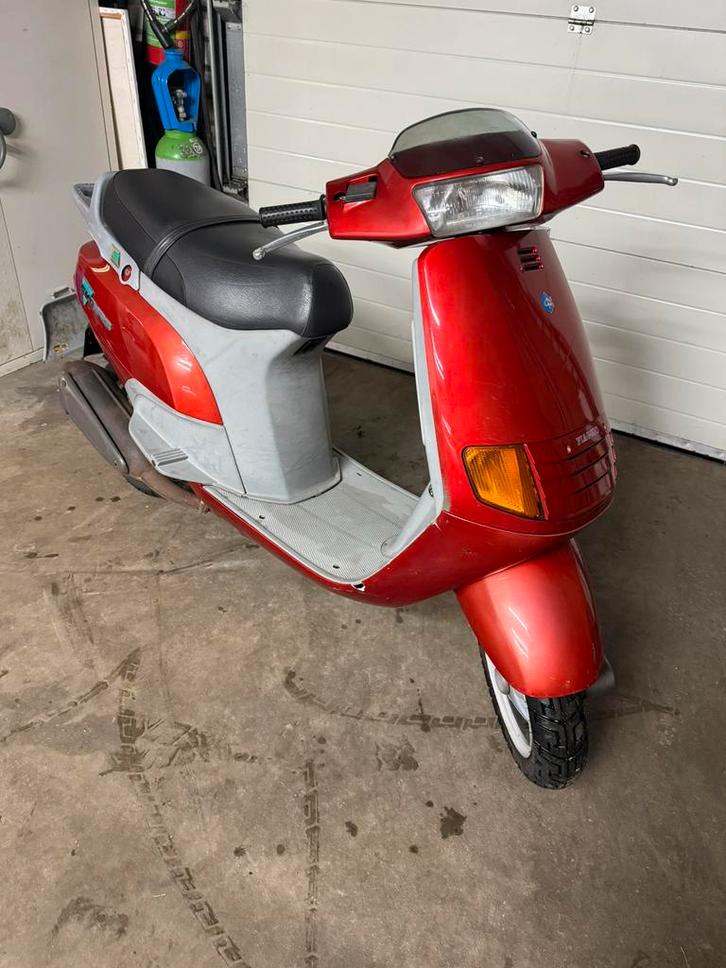Piaggio skipper 125cc duits, Fietsen en Brommers, Scooters | Piaggio, Zo goed als nieuw, Overige modellen, Tweetakt, Ophalen of Verzenden