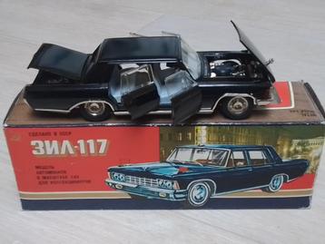 Zil 117 Russische Limousine Novoexport made in ussr  beschikbaar voor biedingen