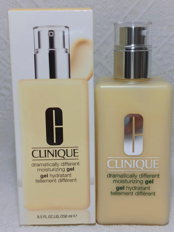 Clinique Dramatically Different Moisturizing Gel 250 ml, Sieraden, Tassen en Uiterlijk, Uiterlijk | Gezichtsverzorging, Nieuw