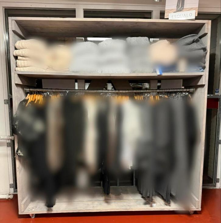 winkelinventaris te koop - winkelinrichting, Verzamelen, Overige Verzamelen, Gebruikt, Ophalen