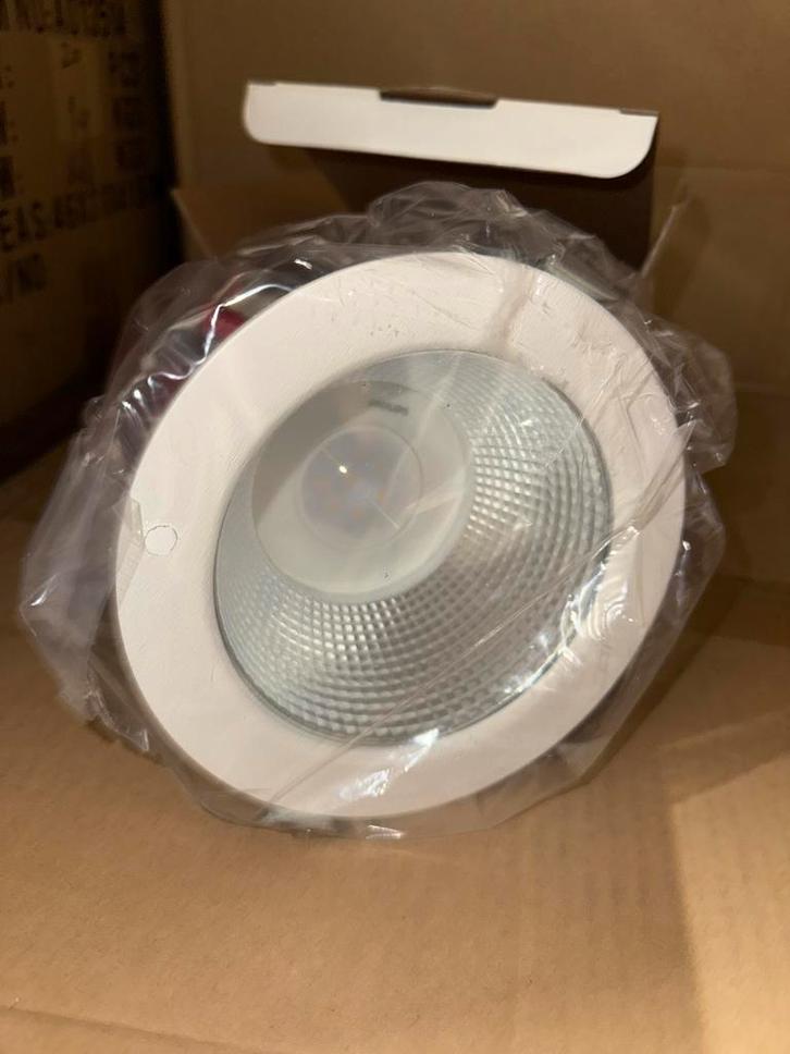 Philips Plafondlampen - 24 stuks per doos, Huis en Inrichting, Lampen | Plafondlampen, Nieuw, Kunststof, Ophalen of Verzenden