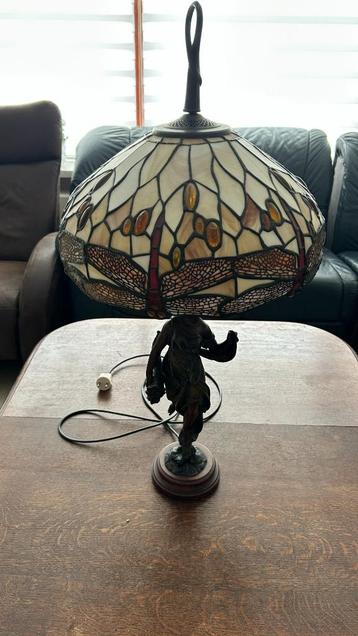 TIFFANY LAMP beschikbaar voor biedingen