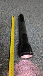 Maglite zaklamp, Caravans en Kamperen, Ophalen, Zo goed als nieuw, Batterij