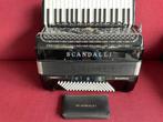 Scandalli Polifonico X . 96 bas . 5 korig .Piccolo . Top ., Muziek en Instrumenten, Accordeons, Scandalli, Zo goed als nieuw, 96-bas