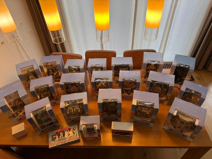 Vintage Dickensville Collectables – serie kersthuisjes, Diversen, Kerst, Gebruikt, Ophalen
