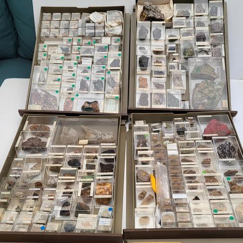 Oude verzameling mineralen Spanje en Portugal veel, Verzamelen, Mineralen en Fossielen, Mineraal, Ophalen of Verzenden