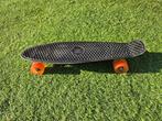 Zwart skateboard / pennyboard met lichtjes in de wielen, Sport en Fitness, Skateboarden, Ophalen, Gebruikt, Skateboard