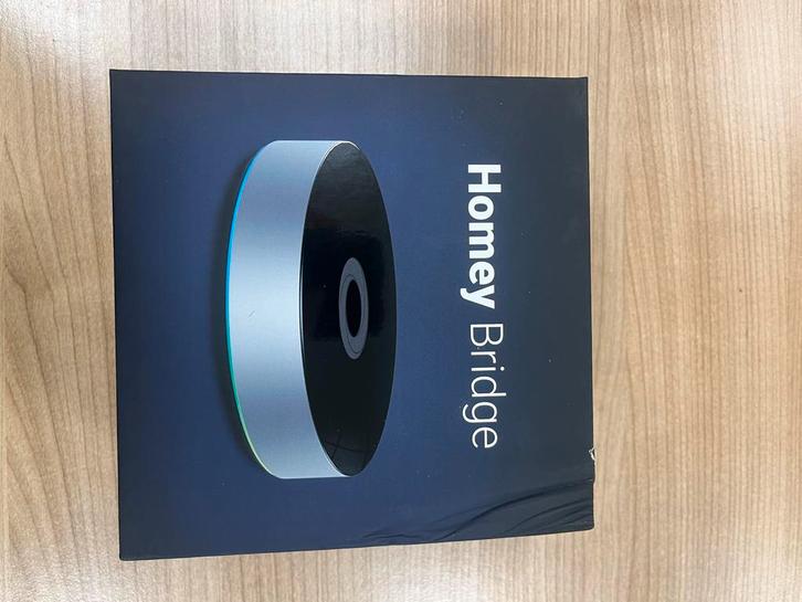 Homey Bridge Smart Hub - Nieuwstaat!, Computers en Software, Accesspoints, Nieuw, Ophalen of Verzenden