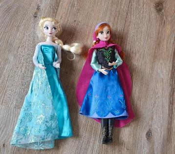 Originele Disney Frozen poppen (Disney store London) beschikbaar voor biedingen