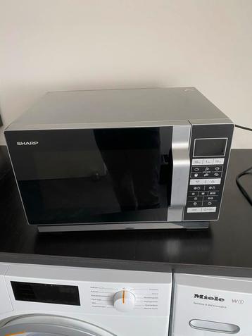 Sharp R860 Combi Magnetron met Hete Lucht beschikbaar voor biedingen