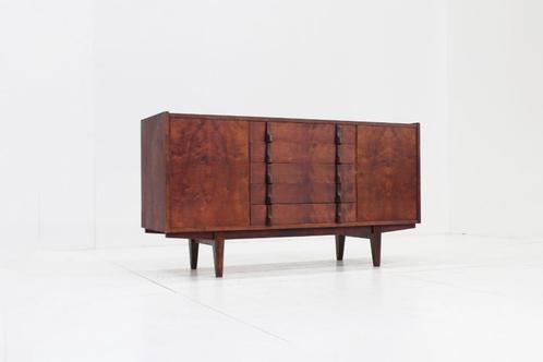 Vintage dressoir sideboard van Rajmund Teofil  jaren 60, Huis en Inrichting, Kasten | Dressoirs, Zo goed als nieuw, 150 tot 200 cm
