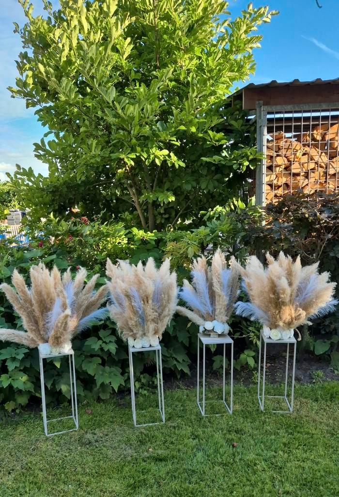 Bruiloft Droogbloemen Set: Pilaren, Boeketten & Corsages, Huis en Inrichting, Woonaccessoires | Droogbloemen, Zo goed als nieuw