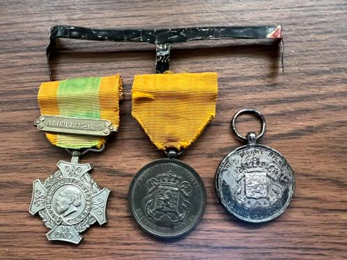 Groep knil medailles, Verzamelen, Militaria | Algemeen, Landmacht, Lintje, Medaille of Wings, Nederland, Ophalen of Verzenden