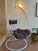 Toffe witte (egg) hangstoel!🤍, Huis en Inrichting, Ophalen, Zo goed als nieuw, Wit, Eén