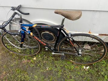 Giant carbon racefiets beschikbaar voor biedingen