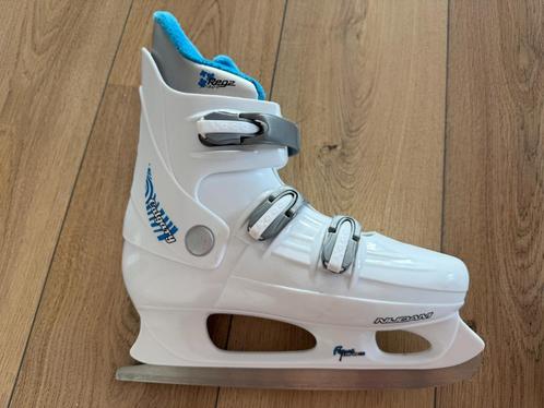 Nijdam kunstschaatsen Calgary maat 41 - als nieuw, Sport en Fitness, Schaatsen, Zo goed als nieuw, Kunstschaatsen, Nijdam, Ophalen of Verzenden