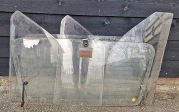 Diverse Reliant Robin, Rialto & Kitten ramen. beschikbaar voor biedingen