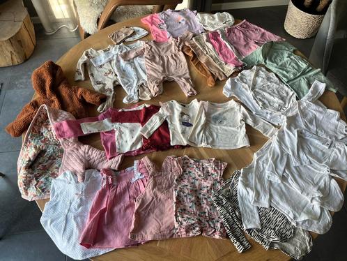 Kleding pakket baby maat 56, Kinderen en Baby's, Babykleding | Baby-kledingpakketten, Zo goed als nieuw, Ophalen of Verzenden