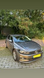 Volkswagen Polo 1.0 TSI 70KW 5D BMT Dsg-7 2018 Grijs, Auto's, Voorwielaandrijving, Stof, Zwart, 23 km/l