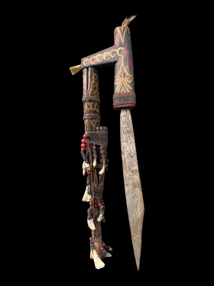 Decoratief tribale mes met schede, Antiek en Kunst, Kunst | Niet-Westerse kunst, Ophalen of Verzenden