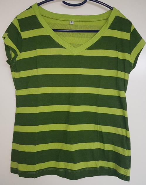 T-shirt / shirt maat S, Kleding | Dames, T-shirts, Zo goed als nieuw, Maat 36 (S), Groen, Korte mouw, Ophalen of Verzenden
