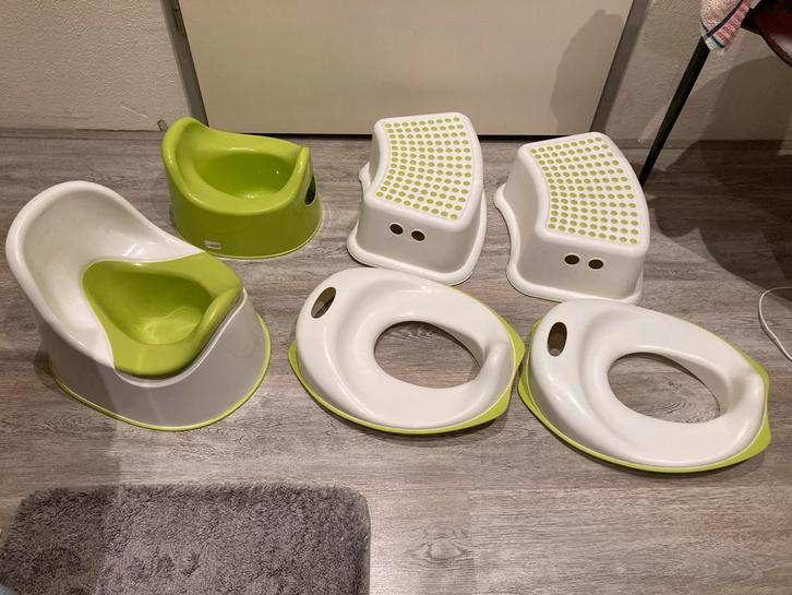 IKEA opstapje toiletverhoger en potjes groen, Kinderen en Baby's, Babyvoeding en Toebehoren, Gebruikt, Overige typen, Ophalen