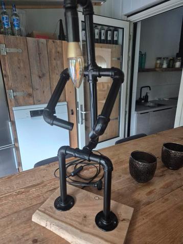 Industriële pijplamp - Uniek design! beschikbaar voor biedingen