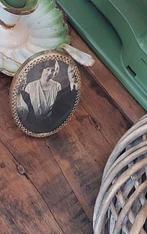 BROCANT OUD OVAAL FOTOLIJSTJE MET HOUTEN ACHTERKANT, Ophalen of Verzenden