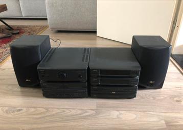 Akai, stereoset, TP-670, AX670 beschikbaar voor biedingen