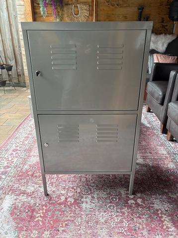 Locker IKEA  beschikbaar voor biedingen