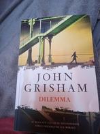 John Grisham - Dilemma, Gelezen, Ophalen of Verzenden, Nederland, John Grisham