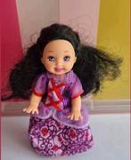 Barbie popje shelly, Kinderen en Baby's, Speelgoed | Poppen, Ophalen of Verzenden, Zo goed als nieuw, Barbie