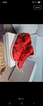 Air Jordan 1 mid SE, Kleding | Heren, Schoenen, Overige kleuren, Ophalen of Verzenden, Jordan, Sneakers of Gympen