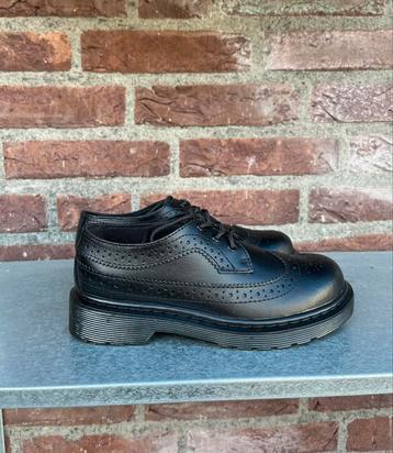 Dr. Martens 3989J Brogue kids maat 32 & 33 beschikbaar voor biedingen