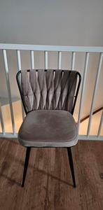 Taupe velvet stoelen, Huis en Inrichting, Stoelen, Ophalen of Verzenden, Zo goed als nieuw, Metaal, Eén