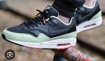 NiKE AiR MAx 1 87' fB yeezy  beschikbaar voor biedingen