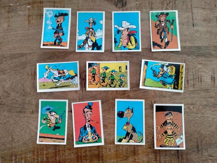 Smurfen in stripland BP vintage plaatjes Kuifje Robbedoes, Verzamelen, Stripfiguren, Gebruikt, Kuifje, Ophalen of Verzenden