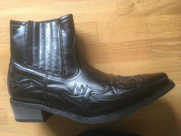 cowboy boots zwart maat 42,5 beschikbaar voor biedingen