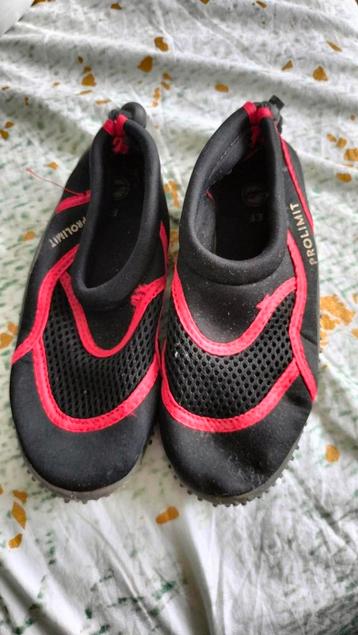 Waterschoenen maat 33 beschikbaar voor biedingen