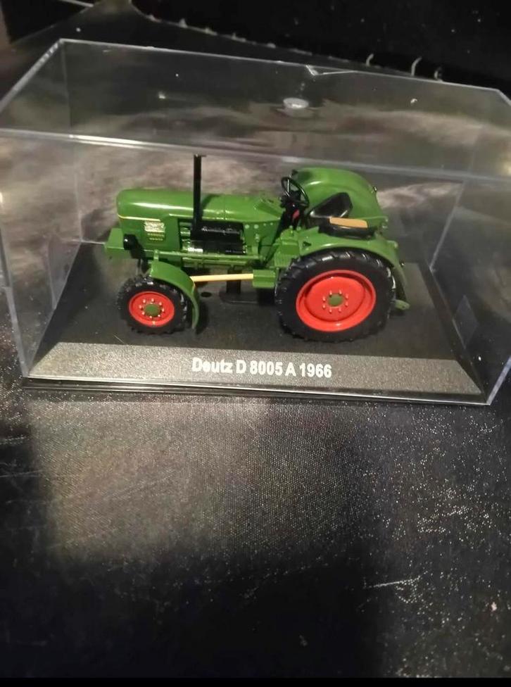 Deutz d 8005a 1966, Hobby en Vrije tijd, Modelauto's | 1:32, Zo goed als nieuw, Tractor of Landbouw, Overige merken, Ophalen of Verzenden