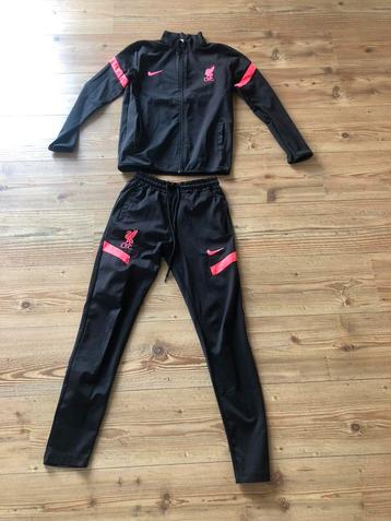 Liverpool trainingspak Nike maat 164-170 beschikbaar voor biedingen