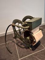 Machine wasserij. Antiek industriële boorden strijker, Ophalen